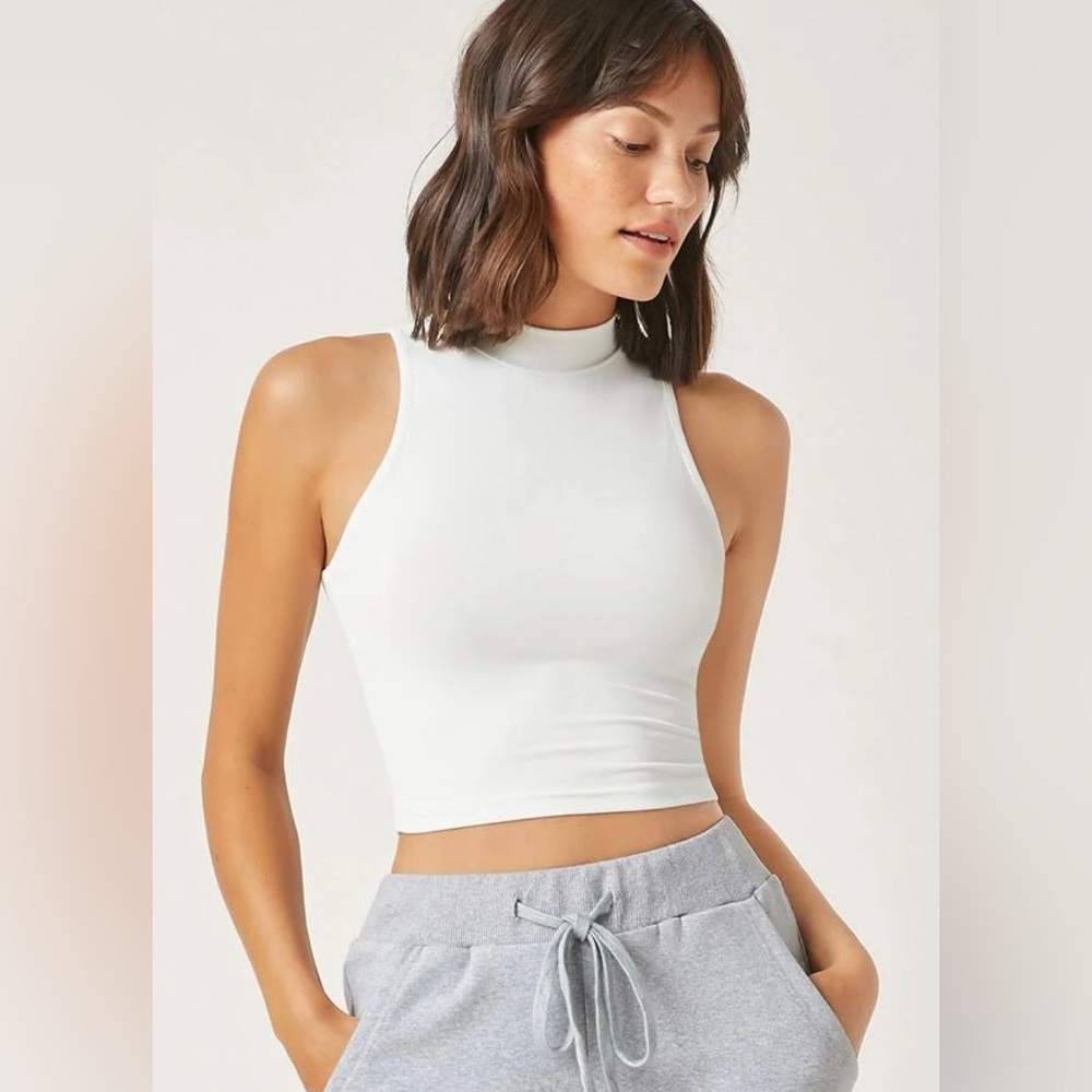 NWOT SHEIN BASICS Solid Crop Halter Top - size L